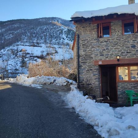 Casa Pirineu Villa Esterri de Cardos Exterior photo